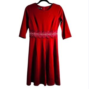 NWT Homeyee Women’s Maroon Half Sleeve Flowy Dress Sz Med. with Zippered Closure